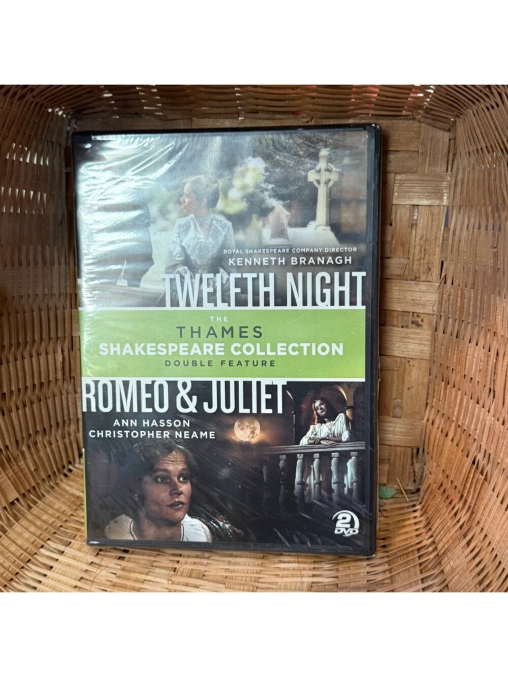 The Thames Shakespeare Collection Double Feature DVDs: Twelfth Night & Romeo & J